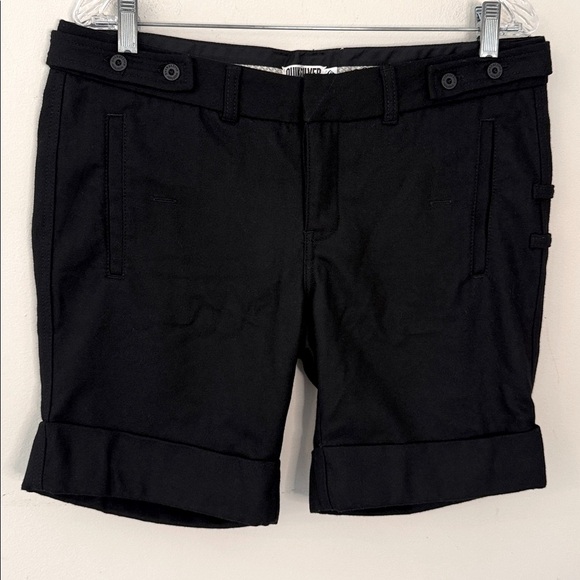 Quiksilver Black Wool Shorts lined Button front roll hem pockets front back 30” - Picture 1 of 10